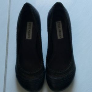 Steve Madden 2 color shoes